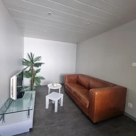 Apartmán Maison Mitoyenne Avec Petit Jardinet